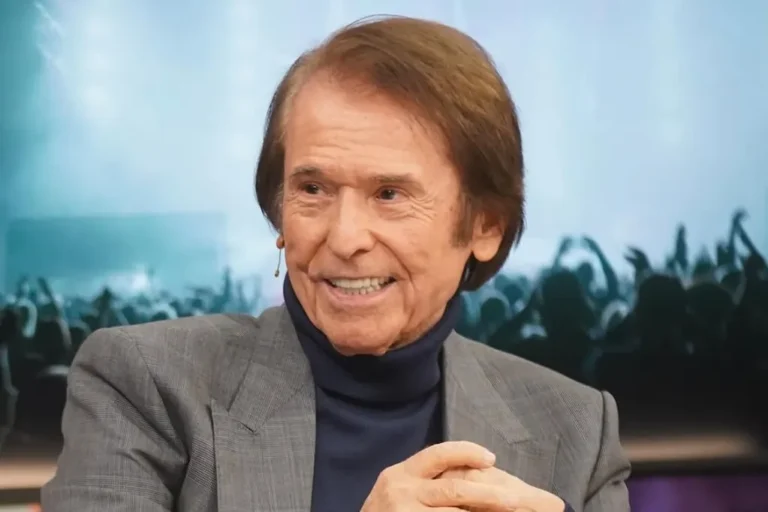 Raphael sufre ACV durante especial navideño