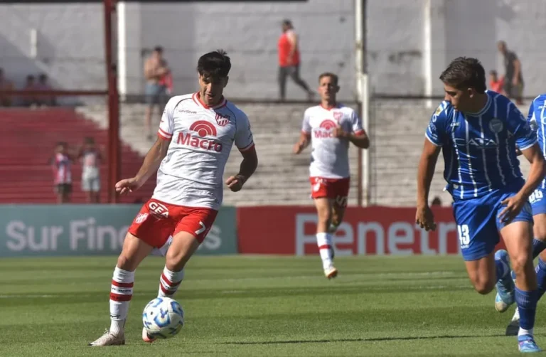 Instituto perdió 3-1 con Godoy Cruz
