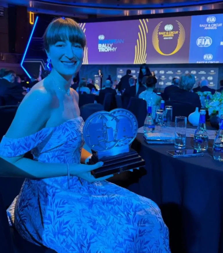 Valentina Pertegarini premiada en los FIA Awards 2024