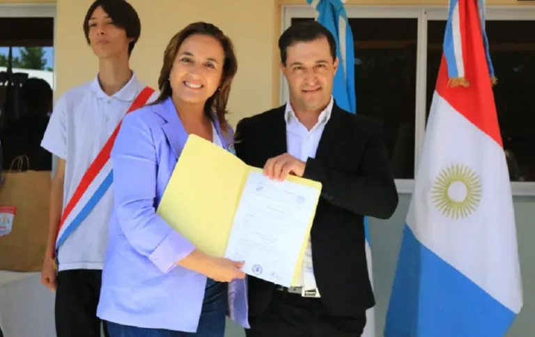 Prunotto inauguró aulas en Los Chañaritos