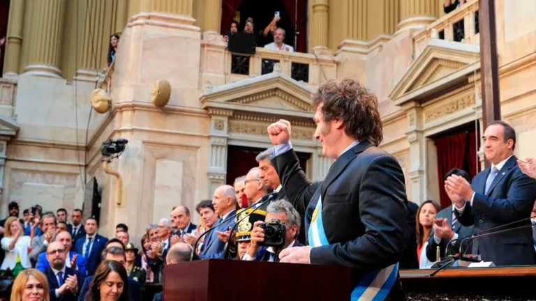 Milei convocó a extraordinarias en el Congreso