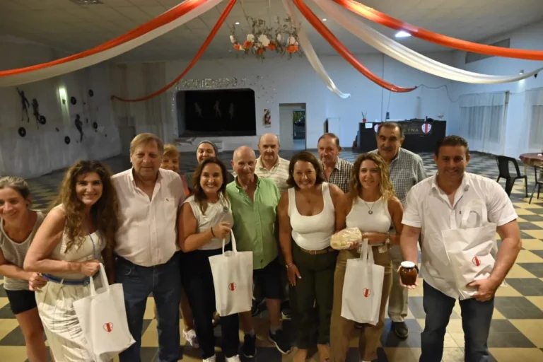 Prunotto visitó Colonia Caroya