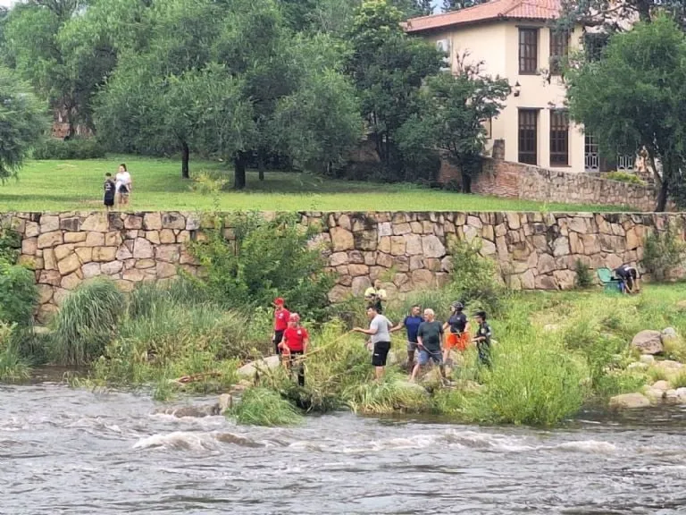 Patrullajes por crecientes en Cuesta Blanca y San Marcos Sierras