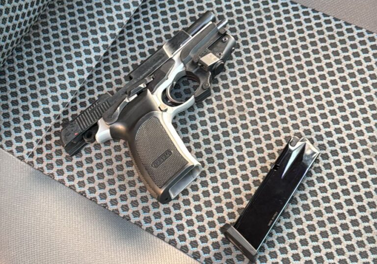 Detienen a tres hombres en Villa del Rosario 