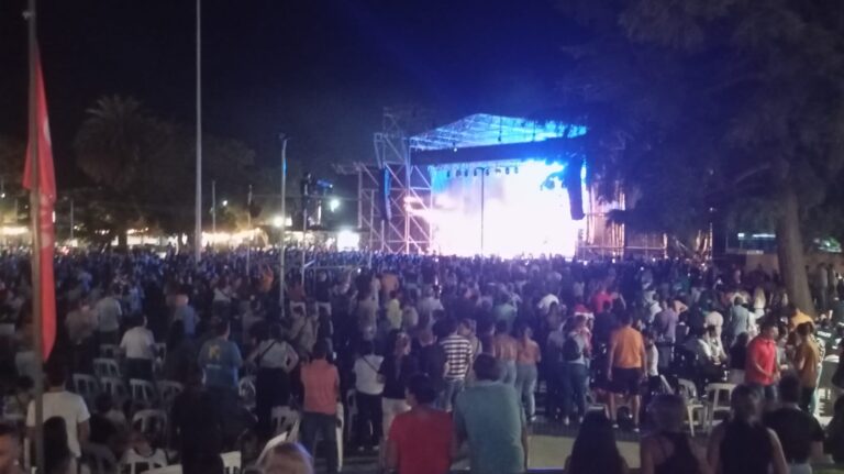 Luque se despidió con La Konga a plaza repleta