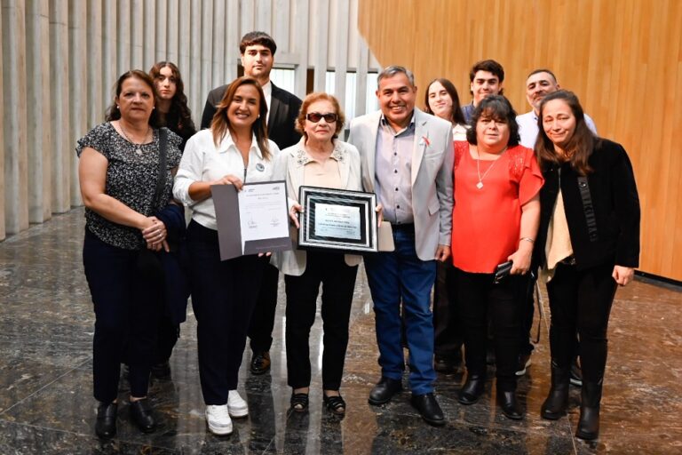 Homenaje a Rafael Rian en la Legislatura de Córdoba