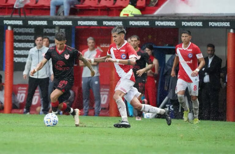 Instituto perdió contra Argentinos Juniors