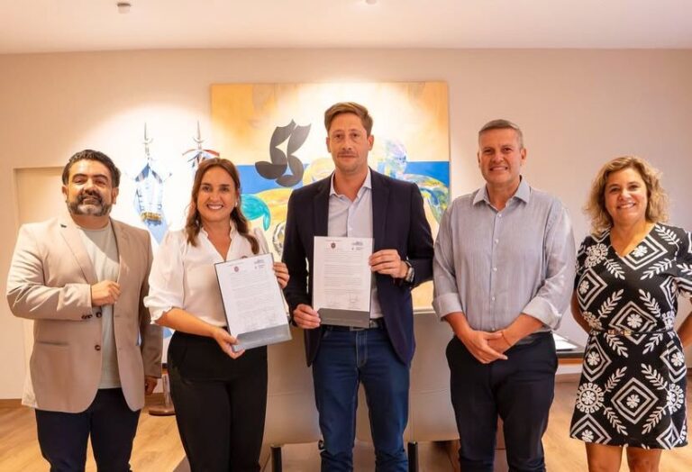 La Legislatura de Córdoba firma convenio