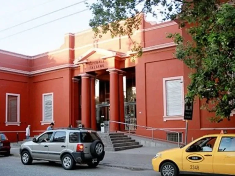 Joven piloto de motocross resultó lesionado en una competencia provincial