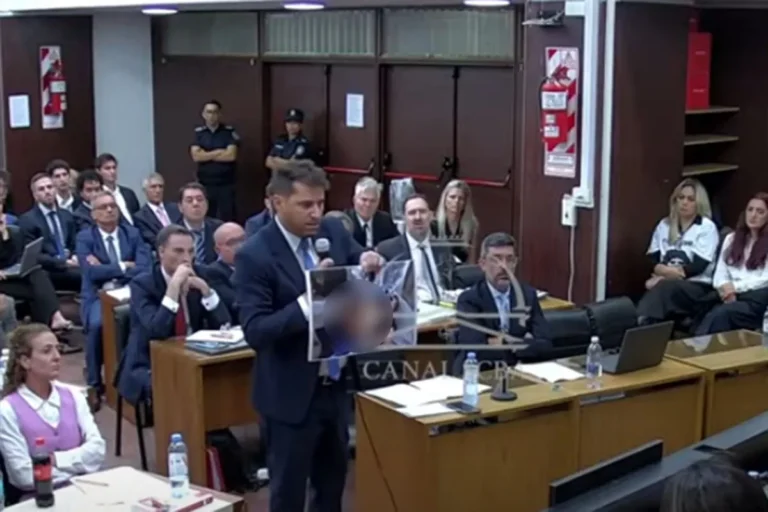  Inicia juicio por la muerte de Maradona