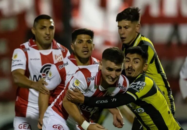  Instituto avanzó en Copa Argentina