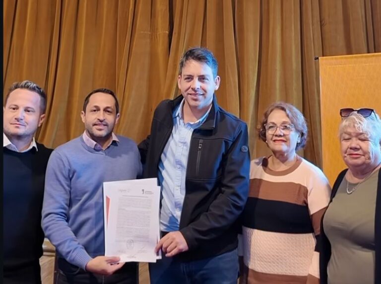 Acuerdo cultural entre Laguna Larga y Villa del Rosario