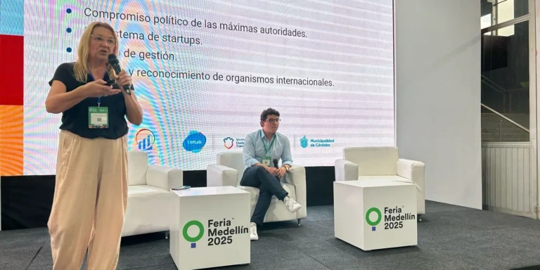 Córdoba expuso sobre innovaciones digitales en Medellín