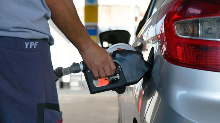 YPF baja los combustibles