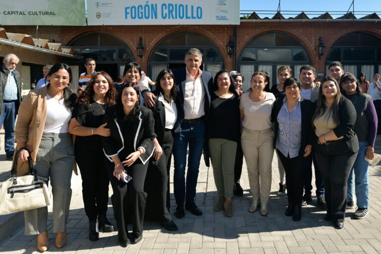 Prunotto presentó el programa “Nuestra Bandera”