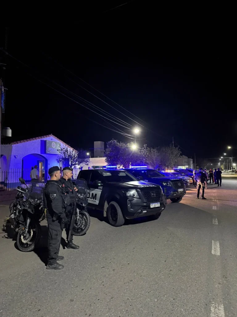 Operativo de seguridad en Santiago Temple