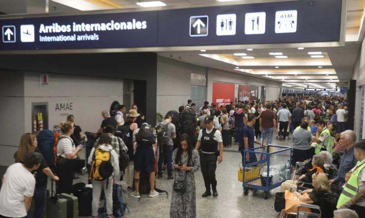 Casi 4 millones de pasajeros viajaron por el país en abril