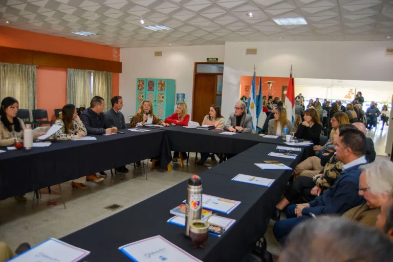 La Defensoría del Pueblo reafirma su compromiso con Municipios del interior provincial