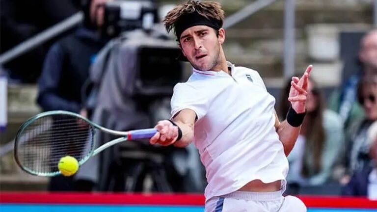 Etcheverry le ganó a Rublev