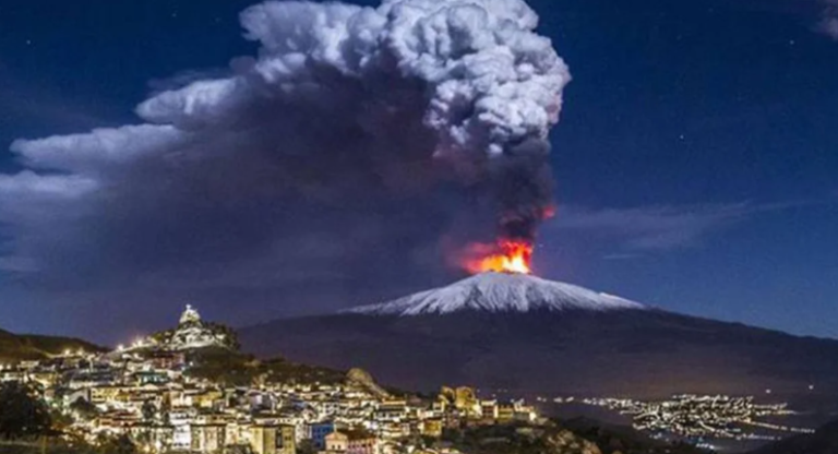 Erupción del volcán Etna