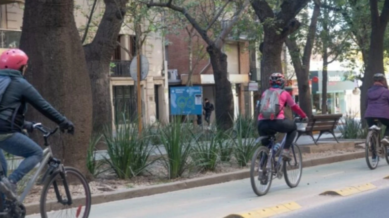 Córdoba invita a una nueva salida de ciclismo urbano para toda la familia