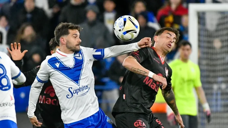 Instituto empató ante Vélez 