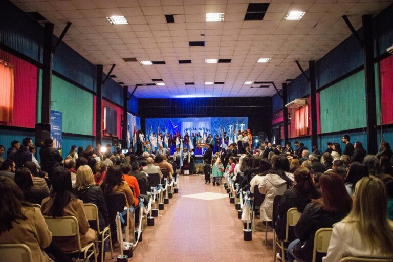 Santiago Temple celebró la independencia