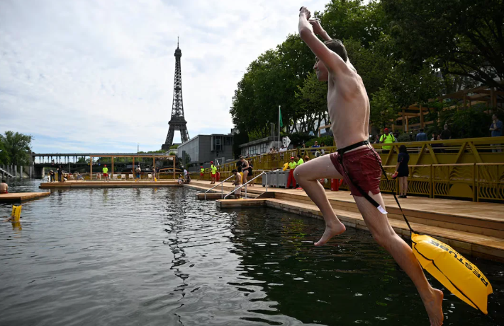 Un siglo después: se reabre el Sena