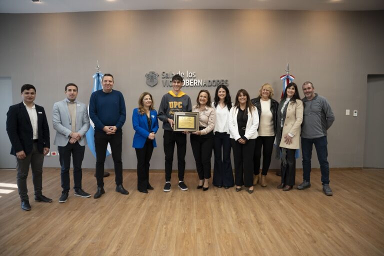 Prunotto entregó beneplácito a Francisco Zufiaurre