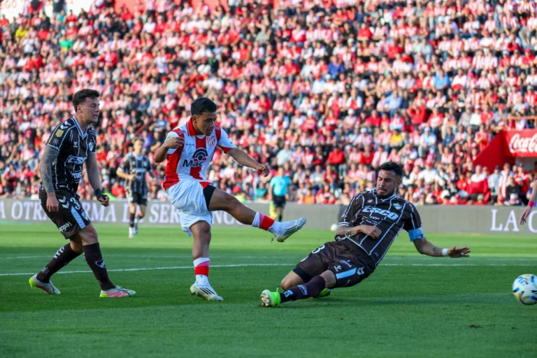 Empató Instituto y Platense 