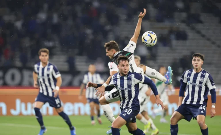 Talleres: empate sin goles y silbidos en el Kempes