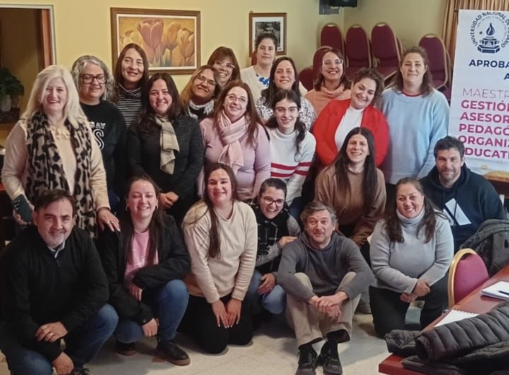 Inició en Santiago Temple la Maestría 