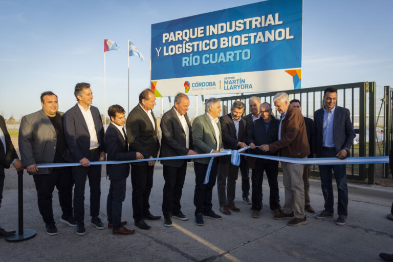 Inauguran parque industrial de Bioetanol en Río Cuarto