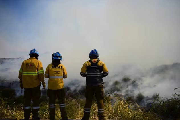 Fuego sin control en Altas Cumbres