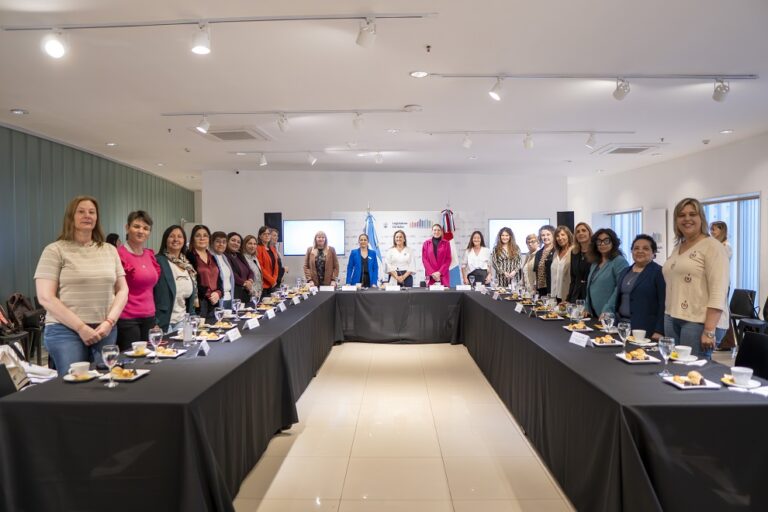 Prunotto en la jornada de Foro de Rectoras y Vicerectoras