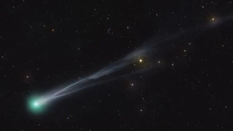 El cometa 3I/ATLAS muestra señales de actividad antes de acercarse a la Tierra