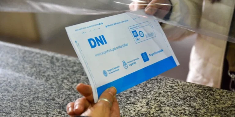 El Gobierno nacional oficializó el nuevo DNI electrónico y cambios en el pasaporte