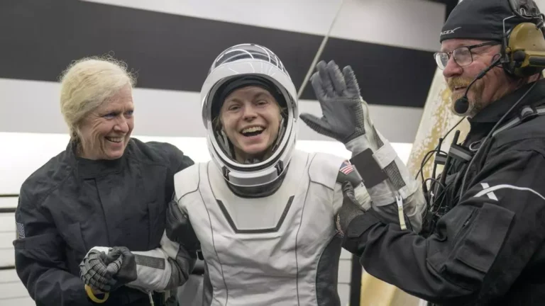 La NASA adelantó el regreso de una misión por un problema de salud en la ISS