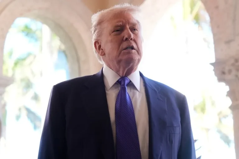 EE.UU.: EL SERVICIO SECRETO ABATIÓ A UN HOMBRE ARMADO QUE INGRESÓ A MAR-A-LAGO